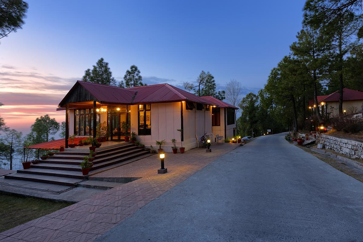 Hotel Arcadian Blue Pines Murree Exteriér fotografie