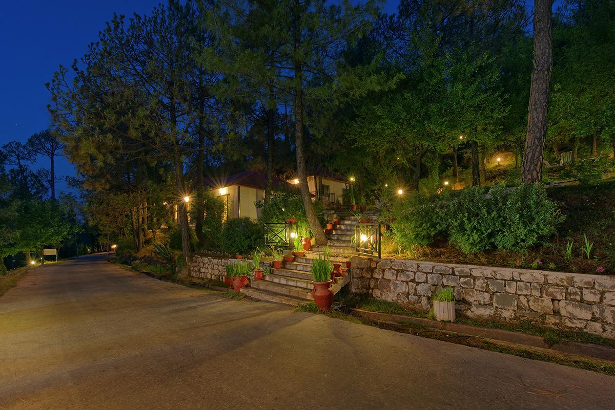 Hotel Arcadian Blue Pines Murree Exteriér fotografie