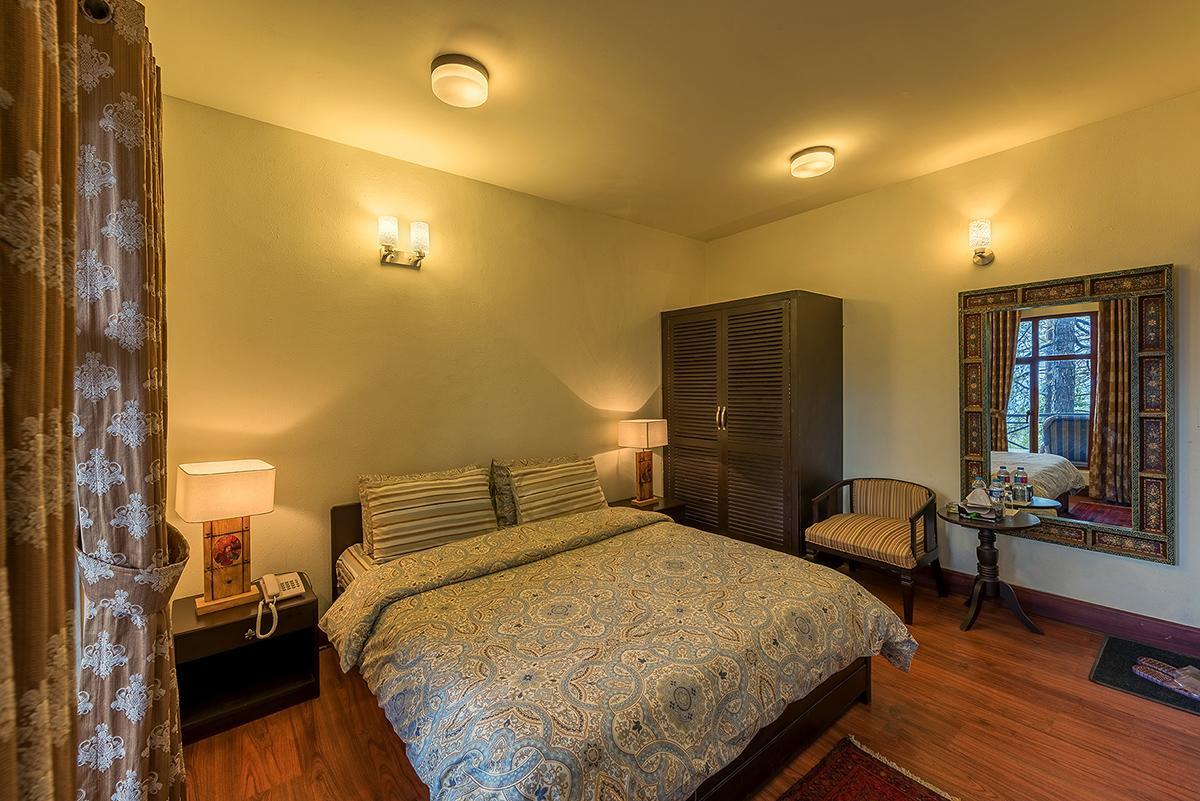 Hotel Arcadian Blue Pines Murree Exteriér fotografie